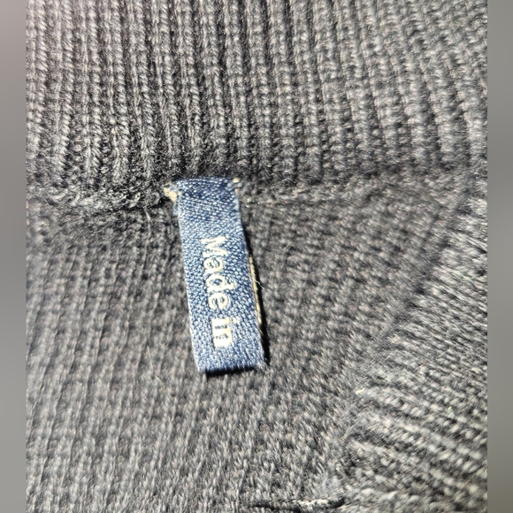 Cute Barbour puffy sweater vest - Picture 3 of 8